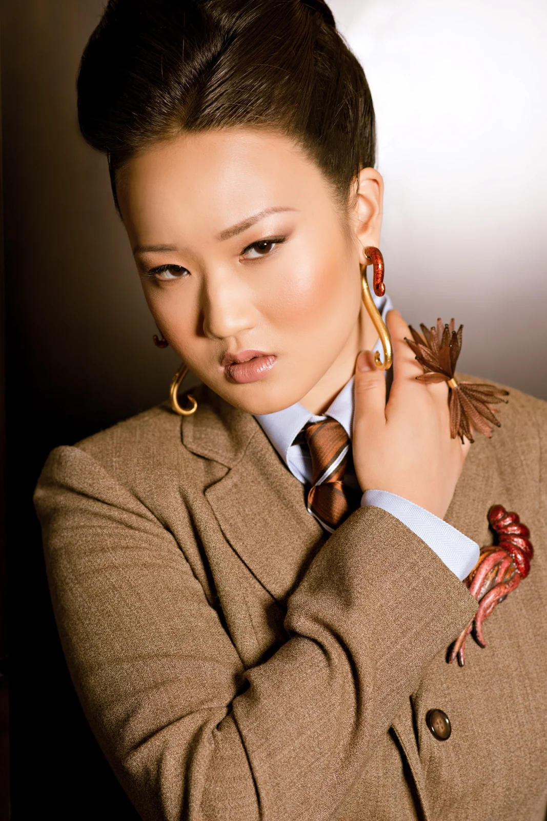 Essere Magazine, December 2012 Issue - Editorial Shoot with Connie S. — archive photograph 4