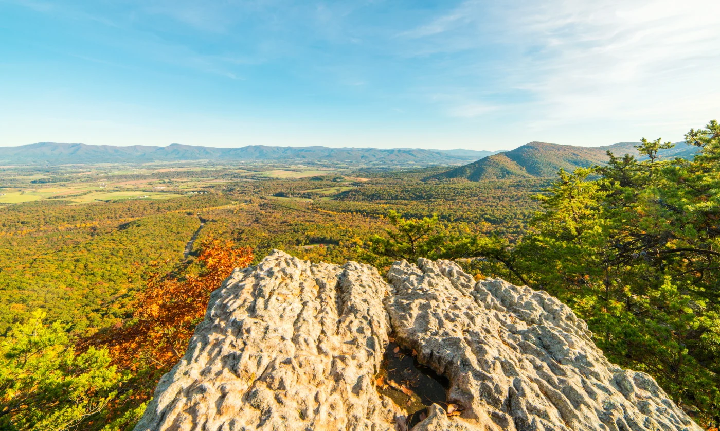 Massanutten Storybook Trail (Fall Foliage Hike) — photograph 5