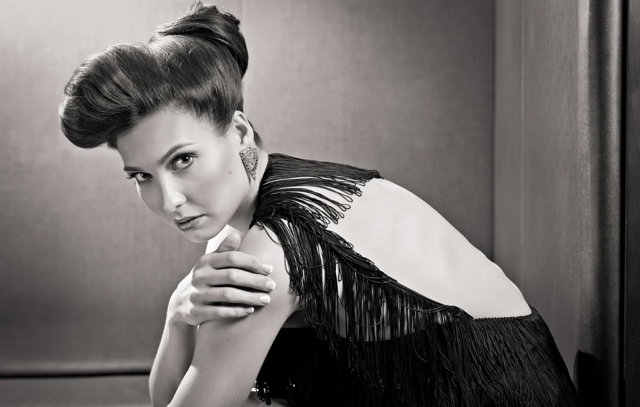 Black-and-white beauty photograph for David Rios Salon